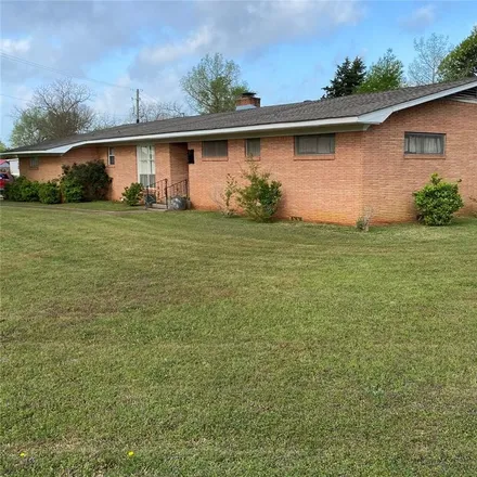 Buy this 4 bed house on 200 Southeast 3rd Street in Mount Enterprise, Rusk County