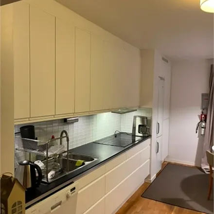 Rent this 3 bed apartment on Klippgatan 24 in 171 47 Solna kommun, Sweden