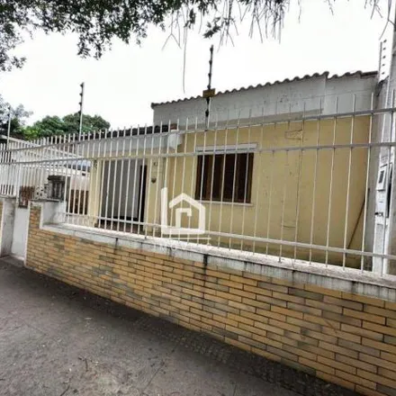 Buy this 3 bed house on Gastro Pediatria Alergia Alimentar e Clínica de Vacinação in Rua Torquato Laranja, Centro de Vila Velha