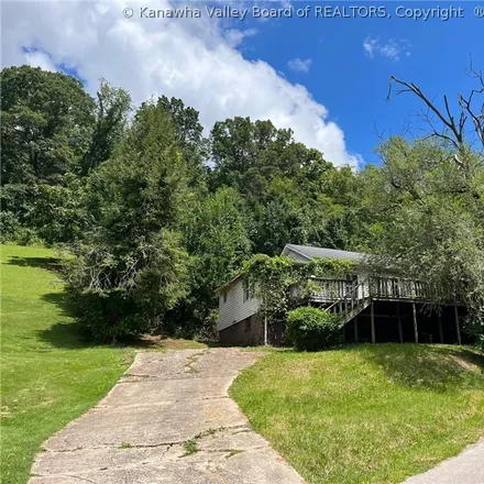 Image 2 - 181 Limeberger Creek Road, Poca, Putnam County, WV 25159, USA - House for sale