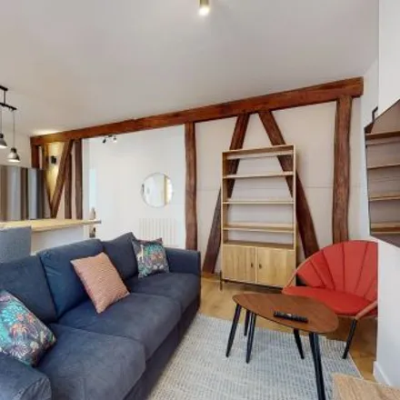 Rent this 3 bed room on 43 Boulevard Garibaldi in 75015 Paris, France
