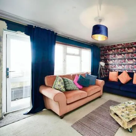 Image 5 - Aylesbury Guest House, London Road, Maidstone, ME16 8QL, United Kingdom - Apartment for sale