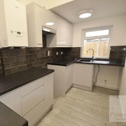 Image 3 - Sprowston Road, Silver Road, Norwich, NR3 4QQ, United Kingdom - Townhouse for rent