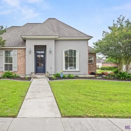 Buy this 3 bed house on 10519 Springtree Avenue in East Baton Rouge Parish, LA 70810