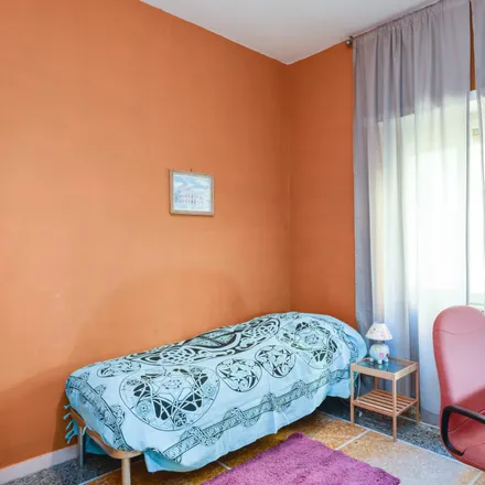 Rent this 4 bed room on Sony in Via Pellegrino Matteucci, 39