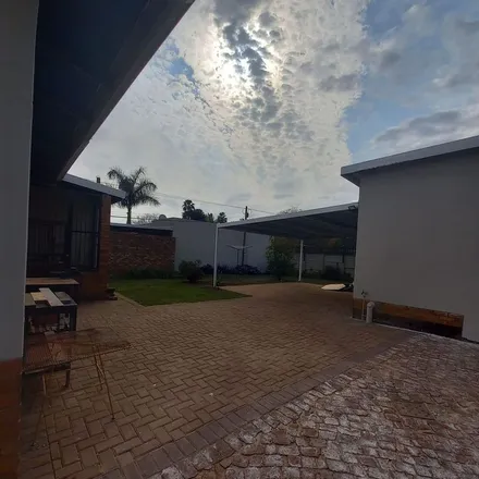 Image 4 - Tandarts, 962 Nico Smith Street, Tshwane Ward 52, Pretoria, 0002, South Africa - Apartment for rent