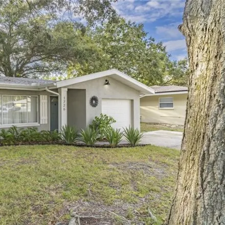 Image 6 - 1740 Bellemeade Drive, Clearwater, FL 33755, USA - House for sale