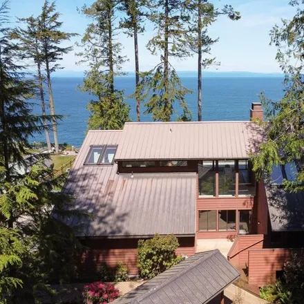 Buy this 3 bed house on Milwaukee Drive in Port Angeles, WA