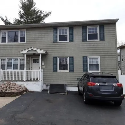 Rent this 3 bed house on 327 Perry Avenue in Union, NJ 07083