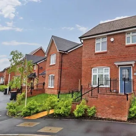 Buy this 3 bed house on unnamed road in Nuneaton and Bedworth, CV10 9SZ