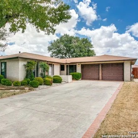 Image 2 - 8346 Athenian Drive, Universal City, Bexar County, TX 78148, USA - House for rent