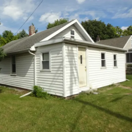 Buy this 2 bed house on 408 West Centennial Avenue in Muncie, IN 47303