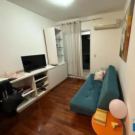Buy this 1 bed apartment on Rua Doutor Albuquerque Lins 1248 in Higienópolis, São Paulo - SP