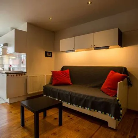 Rent this 1 bed apartment on Chaussée de Wemmel - Wemmelse Steenweg 35 in 1090 Jette, Belgium