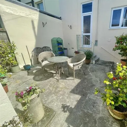 Image 4 - 3 Ganna Park Road, Plymouth, PL3 4NN, United Kingdom - Townhouse for sale