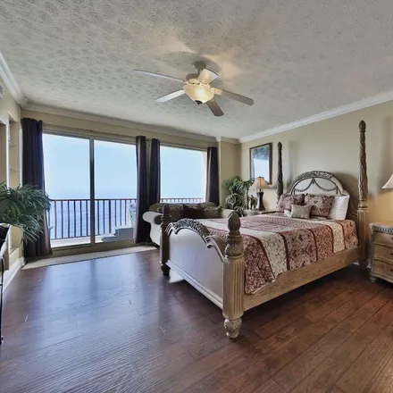 Rent this 3 bed condo on Panama City Beach