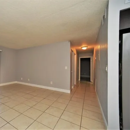 Image 3 - 2146 Forest Knoll Drive Northeast, Palm Bay, FL 32905, USA - Condo for rent