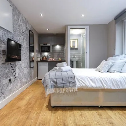 Rent this 1 bed apartment on To The Moon in 27-29 Midland Road, Bristol
