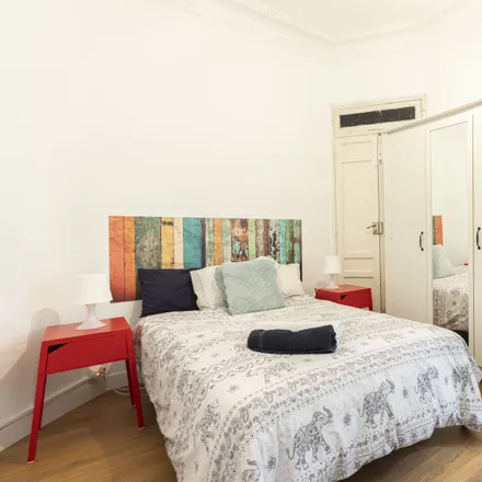 Rent this 7 bed room on The Kooples in Calle de Claudio Coello, 43