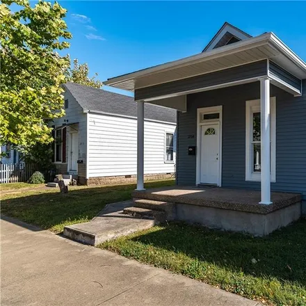 Image 2 - 1804 Culbertson Avenue, New Albany, IN 47150, USA - House for sale