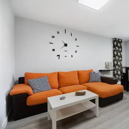 Rent this 3 bed apartment on Jerez de la Frontera in Glorieta de la Guardia Civil, 11401 Jerez