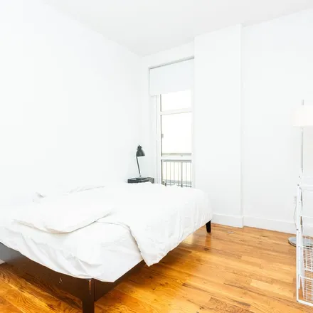 Image 2 - 227 Roebling Street, New York, NY 11211, USA - Apartment for rent