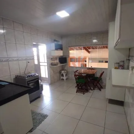 Buy this 4 bed house on Rua Sargento Antônio Lourenço in Ressaca, Contagem - MG