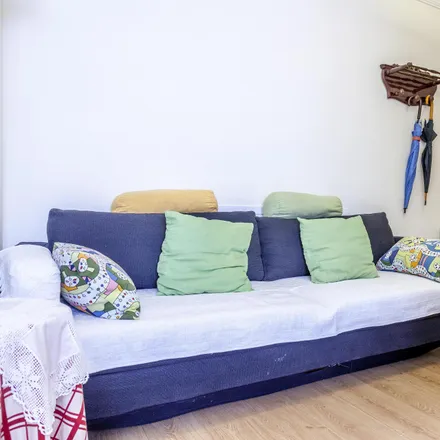 Rent this 2 bed apartment on Madrid in Huizhou Unionwell, Calle de Neguilla