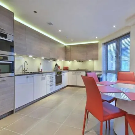 Image 2 - Countess House, 10 Park Street, London, SW6 2QF, United Kingdom - Apartment for rent
