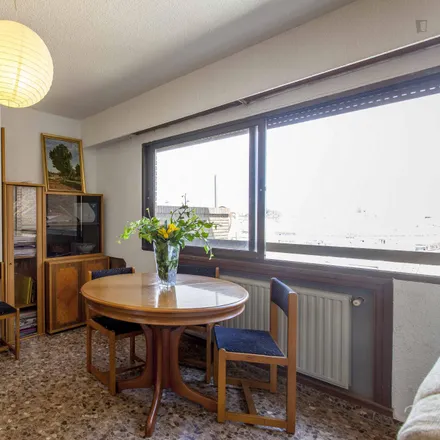 Rent this 4 bed apartment on Dialprix in Carrer de Sant Pere Pasqual, 46008 Valencia
