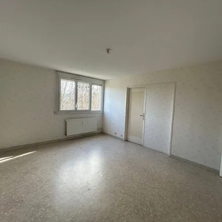 Rent this 4 bed apartment on 1 Rue Joseph-François de Champeaux in 71400 Autun, France