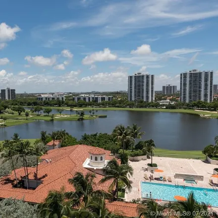 Buy this 3 bed condo on 19900 East Country Club Drive in Aventura, FL 33180