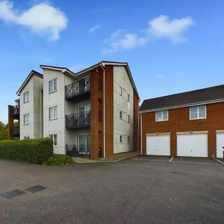 Buy this 1 bed apartment on The Oaks in Robin Hood, LS10 4GD