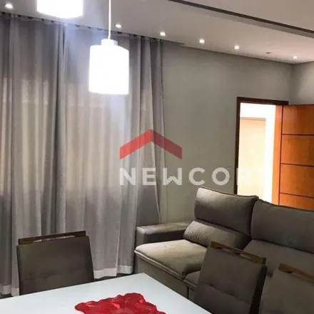 Buy this 3 bed house on Rua Maestro Ernesto Lanos in Cidade Patriarca, São Paulo - SP