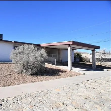 Image 4 - 8025 Leo Street, Sunrise Acres, El Paso, TX 79904, USA - House for rent