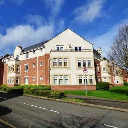 Rent this 2 bed apartment on Highlander Drive in Telford and Wrekin, TF2 8JZ