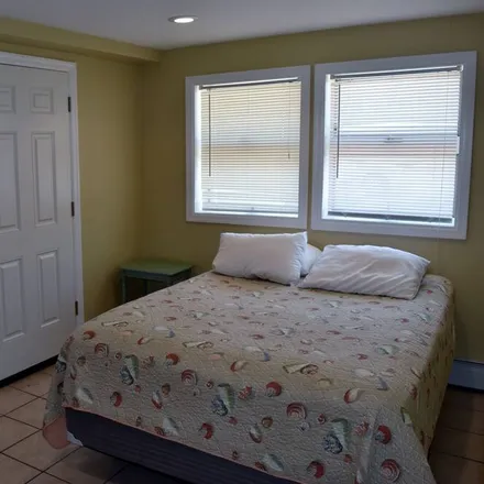 Rent this 3 bed apartment on Ocean County in New Jersey, USA
