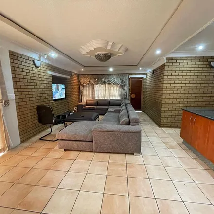 Image 9 - Camdeboo Street, Ekurhuleni Ward 94, Gauteng, 1450, South Africa - Apartment for rent