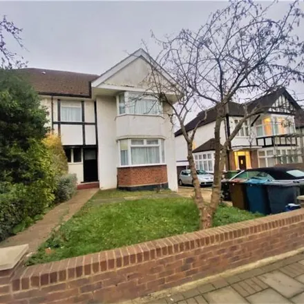 Buy this 4 bed duplex on Elmwood Avenue in Greenhill, London