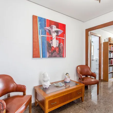 Image 5 - Carrer de Cavanilles, 20, 46010 Valencia, Spain - Apartment for rent