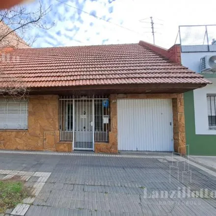 Buy this 2 bed house on General Nazar 593 in Partido de Lanús, 1823 Gerli