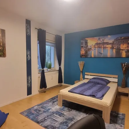 Rent this 2 bed apartment on Zimmerstraße 29 in 46049 Oberhausen, Germany