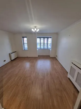 Image 2 - St Mary's College, Middlewood Park, Newcastle upon Tyne, NE4 9XG, United Kingdom - Apartment for rent