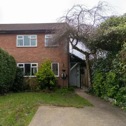 Buy this 3 bed house on Oakridge in Cardiff, CF14 9BS