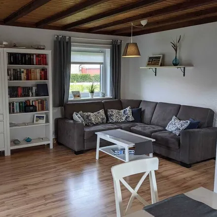 Rent this 2 bed house on 25718 Friedrichskoog