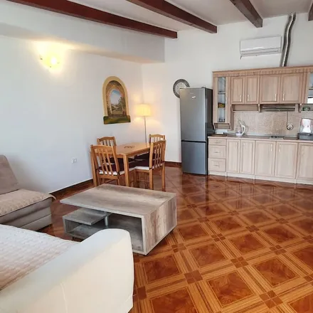 Rent this 2 bed apartment on 51564 Ćunski