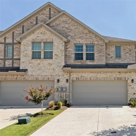 Buy this 3 bed townhouse on 598 Candlewood Lane in Garland, TX 75041