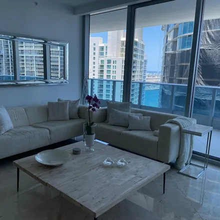 Image 4 - 200 Biscayne Boulevard Way - Apartment for rent