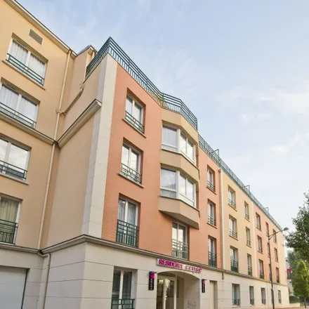 Image 6 - Hôtel Résidence Chatou, 2 Rue Marconi, 78400 Chatou, France - Apartment for rent