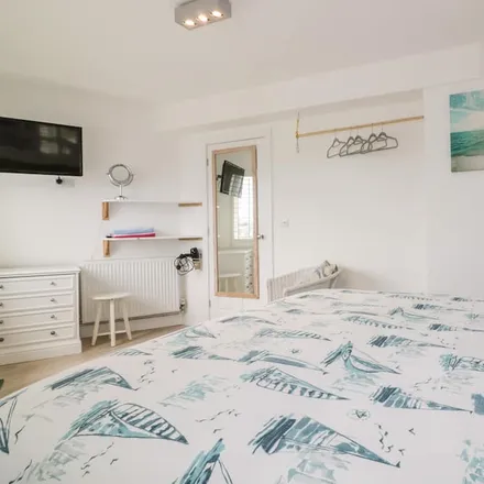 Image 1 - Newquay, TR7 1FD, United Kingdom - Townhouse for rent